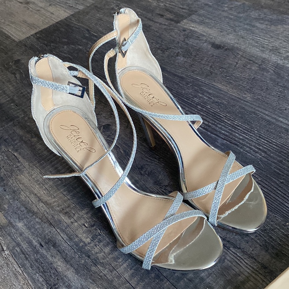 Silver Jewel Badgley Mischka heels